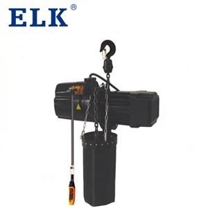 Odrsko dvigalo, ki se uporablja v zunanjem cencertu ali gledališču